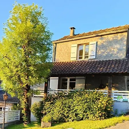 Prázdninový dům Maison De Vacances, Au Calme En Pleine Nature, Le Frene Lacrouzette